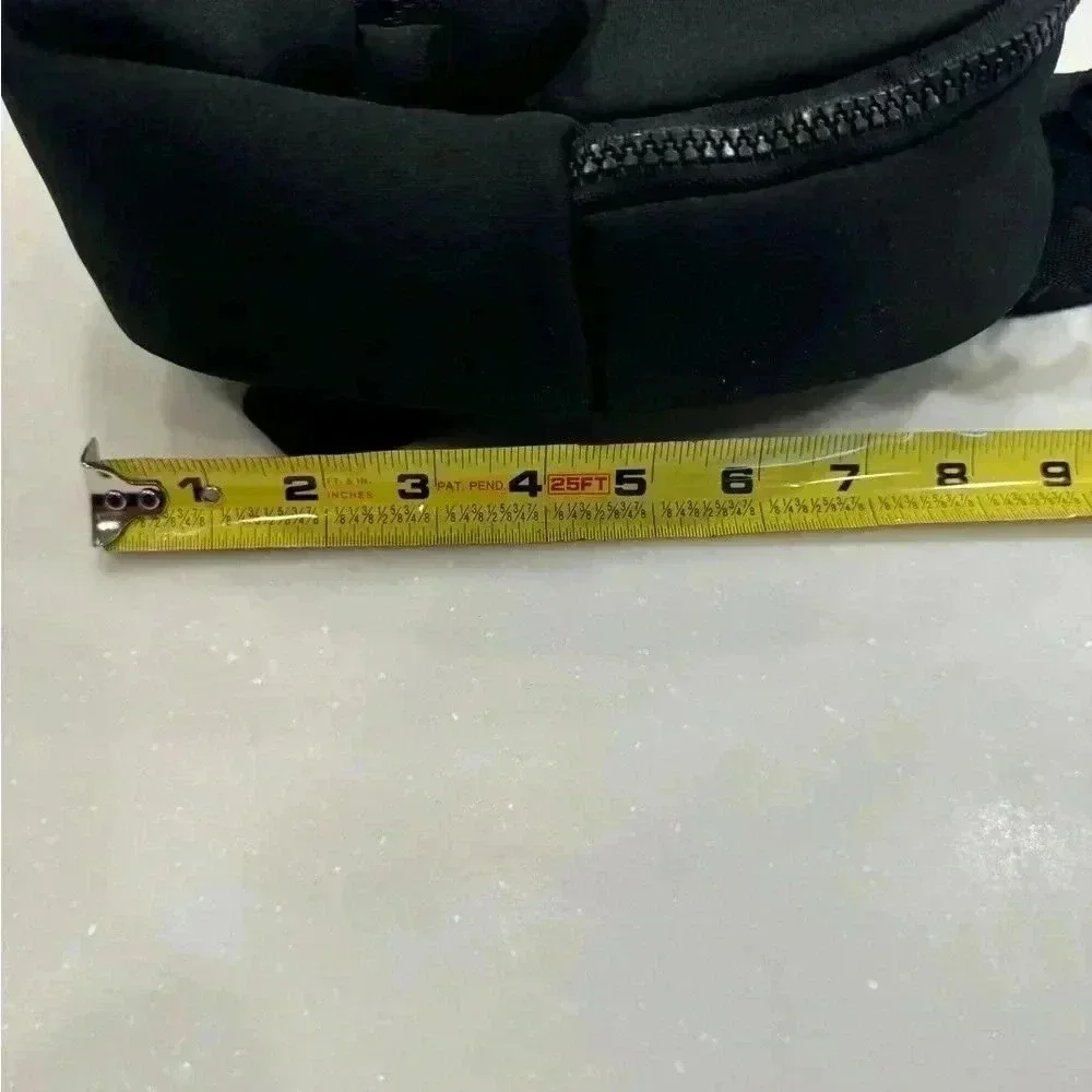 Reebok mini neoprene back pack adjustable straps front zip compartment